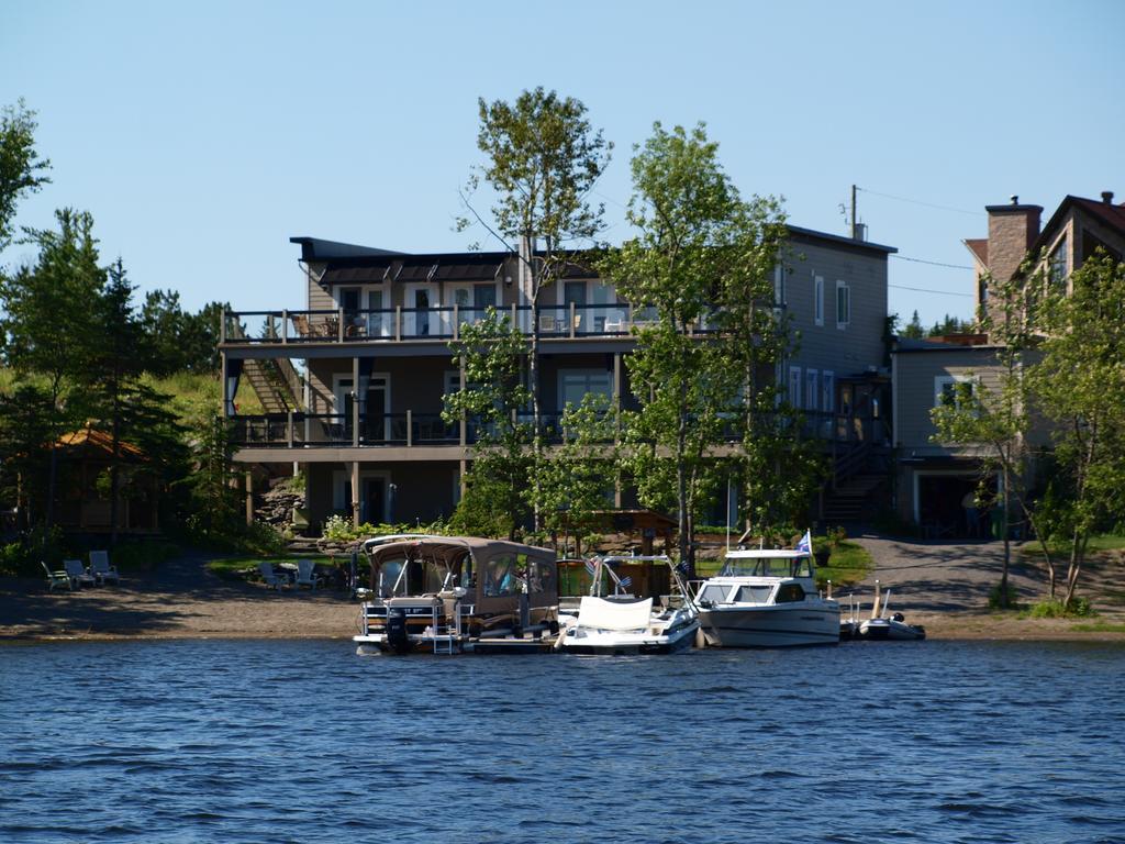 Auberge Sur Le Lac Temiscouata Temiscouata Sur Le Lac Exterior foto